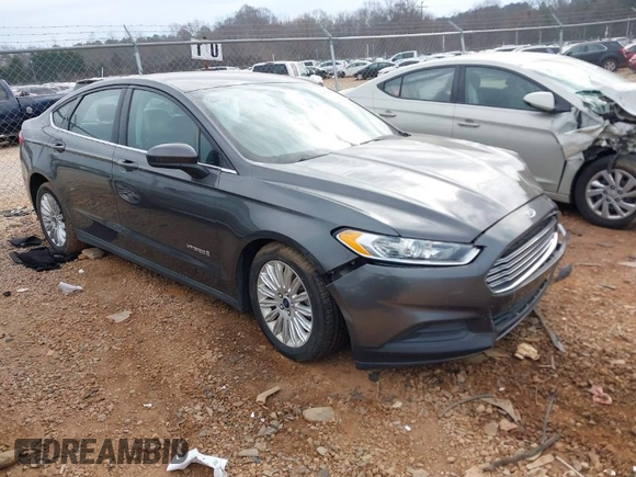 2015 Ford Fusion S Hybrid with VIN 3FA6P0UU7FR167229, listed as a IAAI auction lot 41684934 with 135,317 mi miles. Bid and sale history available at carsss.com. Image 1.