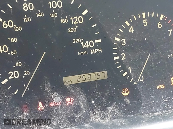 2002 Lexus RX 300 with VIN JTJGF10U320144924, listed as a IAAI auction lot 42216686 with 253,797 mi miles and . Bid and sale history available at DreamBid. Image 15.
