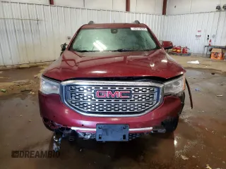 2018 GMC Acadia Denali z VIN 1GKKNXLS0JZ165449, wystawiony jako Copart lot #42219235 z przebiegiem 118 466 mil mil oraz Czysty tytuł • Clean title. Historia ofert i sprzedaży dostępna na DreamBid. Obrazek 5.