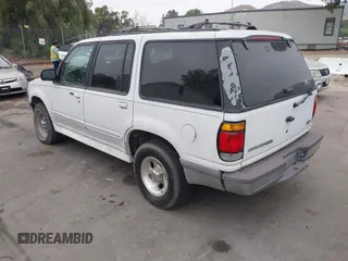 1997 Ford Explorer XL with VIN 1FMDU32E0VZB94348, listed as a IAAI auction lot 42574997 with 189,627 mi miles and . Bid and sale history available at DreamBid. Image 3.