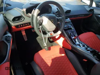 2018 Lamborghini Huracan z VIN ZHWUR2ZF5JLA10561, wystawiony jako Copart lot #75416254 z przebiegiem Nie podano mil oraz Nie do naprawy. Historia ofert i sprzedaży dostępna na DreamBid. Obrazek 8.