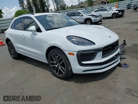 2022 Porsche Macan with VIN WP1AA2A51NLB03679, listed as a Copart auction lot 57832945 with 26,566 mi miles and Salvage title. Bid and sale history available at DreamBid. Image 14.