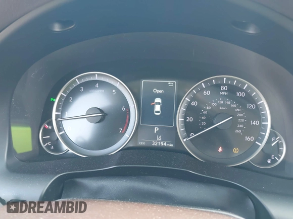 2018 Lexus ES with VIN 58ABK1GG0JU111819, listed as a IAAI auction lot 40320555 with 32,194 mi miles. Bid and sale history available at carsss.com. Image 15.