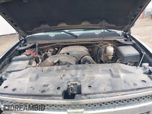 2013 Chevrolet Silverado 1500 LS with VIN 3GCPKREA2DG301949, listed as a IAAI auction lot 41532183 with 200,627 mi miles and . Bid and sale history available at DreamBid. Image 10.