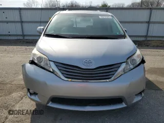 2012 Toyota Sienna XLE AAS with VIN 5TDYK3DCXCS235414, listed as a Copart auction lot 48776245 with 149,658 mi miles and Salvage Title. Bid and sale history available at carsss.com. Image 5.
