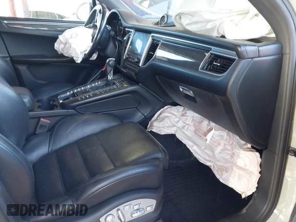 2017 Porsche Macan GTS with VIN WP1AG2A53HLB54104, listed as a IAAI auction lot 41216135 with 73,200 mi miles and . Bid and sale history available at DreamBid. Image 5.