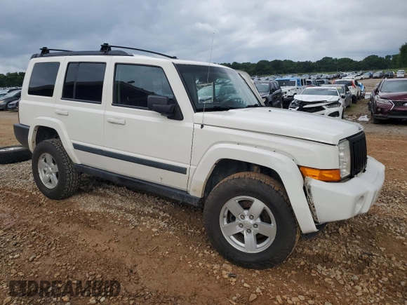 2008 Jeep Commander Sport with VIN 1J8HH48K68C115276, listed as a Copart auction lot 58859035 with 177,233 mi miles and Salvage title. Bid and sale history available at DreamBid. Image 4.