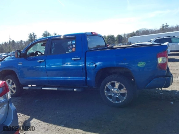 2018 Toyota Tundra 4WD SR5 with VIN 5TFAY5F14JX729945, listed as a IAAI auction lot 41778714 with 82,516 mi miles. Bid and sale history available at carsss.com. Image 15.