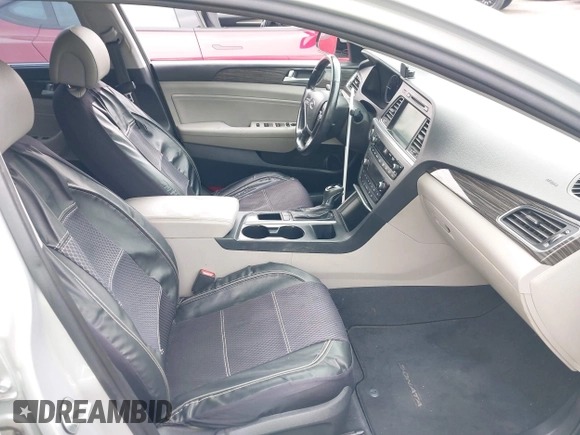 2015 Hyundai Sonata Limited with VIN 5NPE34AF0FH035785, listed as a IAAI auction lot 42082394 with 151,370 mi miles and . Bid and sale history available at DreamBid. Image 5.