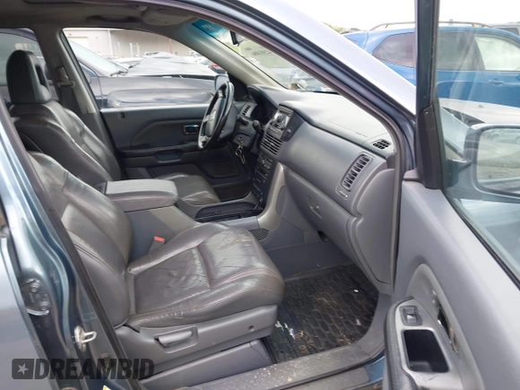2005 Honda Pilot EX-L z VIN 5FNYF18695B043728, wystawiony jako IAAI lot #42301886 z przebiegiem 237 174 mil mil oraz . Historia ofert i sprzedaży dostępna na DreamBid. Obrazek 5.