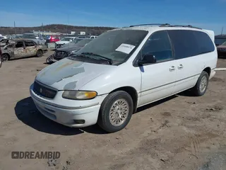 1997 Chrysler Town & Country LXi with VIN 1C4GP54L4VB200600, listed as a IAAI auction lot 41688074 with 1 mi miles. Bid and sale history available at carsss.com. Image 2.