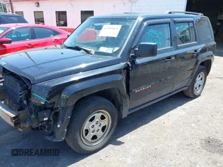 2015 Jeep Patriot Sport with VIN 1C4NJRBB8FD411962, listed as a IAAI auction lot 42504664 with 174,758 mi miles and . Bid and sale history available at DreamBid. Image 2.