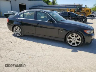 2008 BMW 3 Series 335i z VIN WBAVB775X8NM05305, wystawiony jako Copart lot #55230935 z przebiegiem 128 906 mil mil oraz Szkoda całkowita • Salvage title. Historia ofert i sprzedaży dostępna na DreamBid. Obrazek 4.