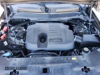 2024 Land Rover Defender S with VIN SALEJ7EU0R2275367, listed as a Copart auction lot 85565334 with 9,260 mi miles and Salvage title. Bid and sale history available at DreamBid. Image 12.