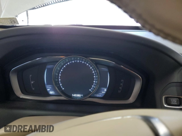 2016 Volvo XC60 T5 Drive-E Premier z VIN YV440MDK9G2844330, wystawiony jako Copart lot #50769675 z przebiegiem 143 263 mil mil oraz Czysty tytuł • Clean title. Historia ofert i sprzedaży dostępna na DreamBid. Obrazek 9.