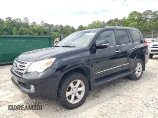 2013 Lexus GX 460 z VIN JTJBM7FX9D5055997, wystawiony jako Copart lot #53952215 z przebiegiem 226 410 mil mil oraz Szkoda całkowita • Salvage title. Historia ofert i sprzedaży dostępna na DreamBid. Obrazek 1.