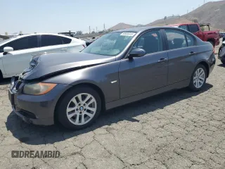 2006 BMW 3 Series 325i z VIN WBAVB13566KX38179, wystawiony jako Copart lot #59906915 z przebiegiem 93 221 mil mil oraz Szkoda całkowita • Salvage title. Historia ofert i sprzedaży dostępna na DreamBid. Obrazek 1.