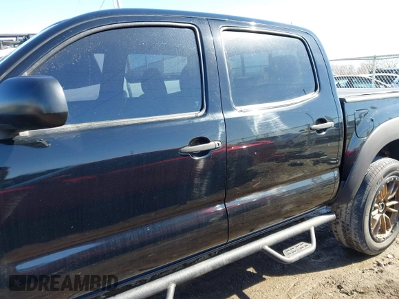 2012 Toyota Tacoma PreRunner z VIN 3TMJU4GN7CM128397, wystawiony jako IAAI lot #41676286 z przebiegiem 148 113 mil mil oraz . Historia ofert i sprzedaży dostępna na DreamBid. Obrazek 14.