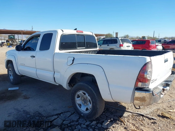 2014 Toyota Tacoma PreRunner with VIN 5TFTX4GN4EX029811, listed as a IAAI auction lot 41654199 with Not provided miles and . Bid and sale history available at DreamBid. Image 3.