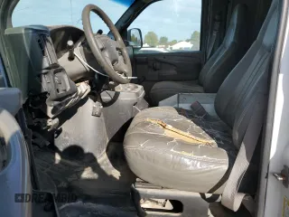 2007 Chevrolet Express Cargo with VIN 1GCGG29V771153158, listed as a Copart auction lot 75571854 with 231,145 mi miles and Clean title. Bid and sale history available at DreamBid. Image 7.
