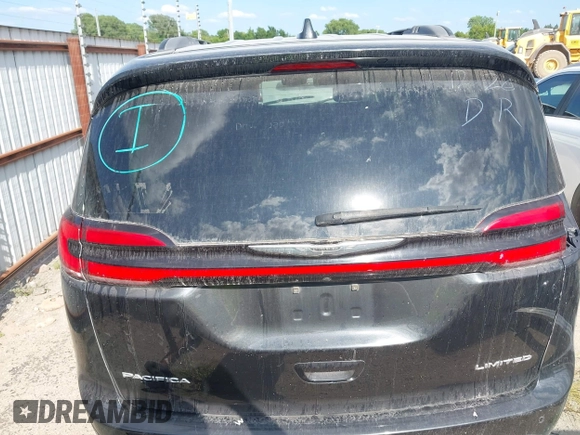 2022 Chrysler Pacifica Limited with VIN 2C4RC1GG6NR114864, listed as a IAAI auction lot 42845739 with 66,900 mi miles and . Bid and sale history available at DreamBid. Image 17.