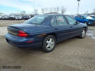 1999 Chevrolet Lumina LTZ with VIN 2G1WN52K1X9120907, listed as a IAAI auction lot 41782663 with 106,274 mi miles. Bid and sale history available at carsss.com. Image 4.