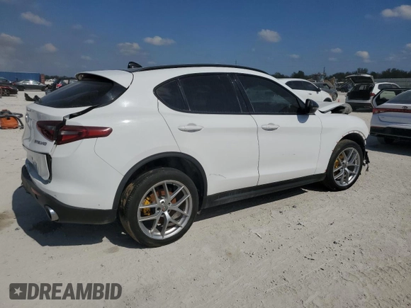 2019 Alfa Romeo Stelvio Ti Sport z VIN ZASPAKBN4K7C50293, wystawiony jako Copart lot #43664025 z przebiegiem 49 382 mil mil oraz Nie do naprawy • Non repairable. Historia ofert i sprzedaży dostępna na DreamBid. Obrazek 3.