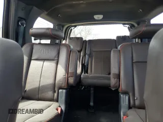 2017 Ford Expedition XLT z VIN 1FMJU1HT4HEA25507, wystawiony jako Copart lot #48868455 z przebiegiem 135 902 mil mil oraz Szkoda całkowita • Salvage title. Historia ofert i sprzedaży dostępna na DreamBid. Obrazek 10.