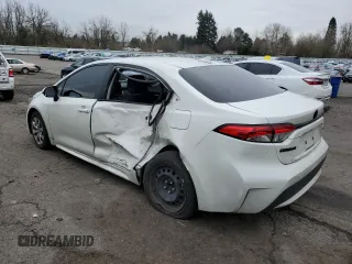 2021 Toyota Corolla LE with VIN JTDEPMAE1MJ121204, listed as a Copart auction lot 48439165 with 68,744 mi miles and Salvage Title. Bid and sale history available at carsss.com. Image 2.