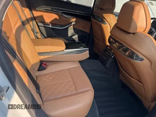 2020 Audi S8 z VIN WAU8SAF82LN011960, wystawiony jako Copart lot #59629095 z przebiegiem 58 167 mil mil oraz Tytuł czysty. Historia ofert i sprzedaży dostępna na DreamBid. Obrazek 6.