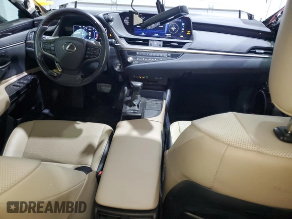 2021 Lexus ES 250 with VIN 58AD11D13MU005655, listed as a Copart auction lot 52137355 with 32,107 mi miles and Salvage title. Bid and sale history available at DreamBid. Image 8.