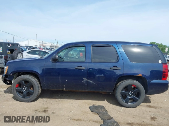 2012 Chevrolet Tahoe Commercial z VIN 1GNLC2E02CR315009, wystawiony jako IAAI lot #42525280 z przebiegiem 232 254 mil mil oraz . Historia ofert i sprzedaży dostępna na DreamBid. Obrazek 14.