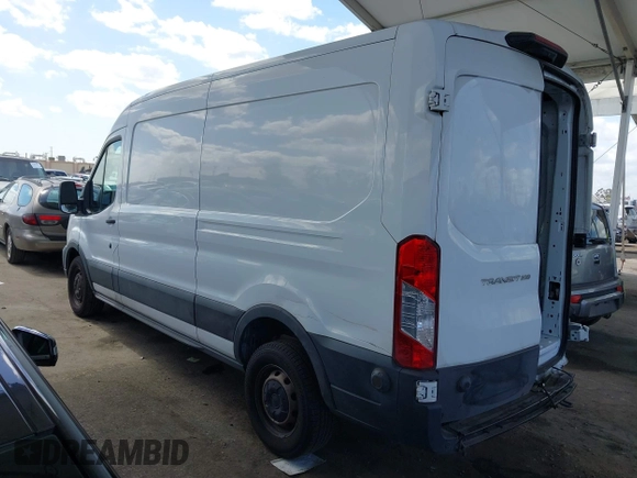 2021 Ford Transit Cargo с VIN 1FTBR1C84MKA37715, выставлен на аукционе IAAI как лот 41912160 с пробегом 185 240 миль миль и . История ставок и продаж доступна на DreamBid. Изображение 3.