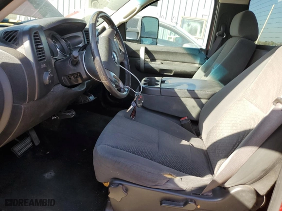 2007 Chevrolet Silverado 2500HD Work Truck with VIN 1GCHC24K27E540626, listed as a Copart auction lot 74277134 with NaN miles and Salvage Title. Bid and sale history available at carsss.com. Image 7.