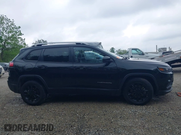 2021 Jeep Cherokee Latitude with VIN 1C4PJLCB9MD125782, listed as a IAAI auction lot 42251788 with 89,534 mi miles and . Bid and sale history available at DreamBid. Image 13.