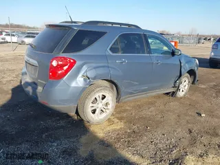 2011 Chevrolet Equinox LT w/2LT with VIN 2CNALPEC1B6281853, listed as a IAAI auction lot 41774017 with 114,476 mi miles. Bid and sale history available at carsss.com. Image 4.