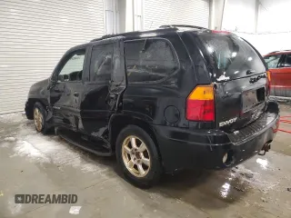 2002 GMC Envoy SLT with VIN 1GKDT13S022462940, listed as a Copart auction lot 45882995 with 232,828 mi miles and Clean Title. Bid and sale history available at carsss.com. Image 2.