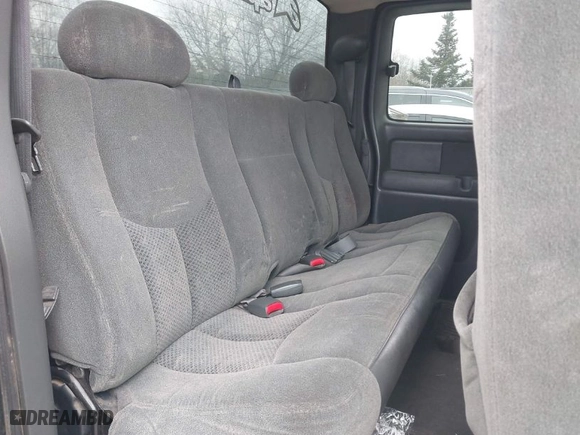 2003 Chevrolet Silverado 1500 LS with VIN 2GCEK19T131198891, listed as a IAAI auction lot 41984062 with 179,986 mi miles. Bid and sale history available at carsss.com. Image 8.
