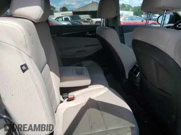 2020 Kia Sorento S z VIN 5XYPG4A55LG696039, wystawiony jako Copart lot #53807265 z przebiegiem 81 001 mil mil oraz Szkoda całkowita • Salvage title. Historia ofert i sprzedaży dostępna na DreamBid. Obrazek 10.