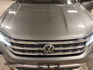 2021 Volkswagen Atlas SE z VIN 1V2KR2CA5MC606590, wystawiony jako IAAI lot #42383813 z przebiegiem 45 087 mil mil oraz . Historia ofert i sprzedaży dostępna na DreamBid. Obrazek 10.