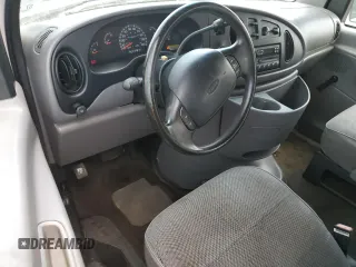 1997 Ford Econoline Wagon XL z VIN 1FMEE1163VHB75718, wystawiony jako Copart lot #71769224 z przebiegiem 79 635 mil mil oraz Szkody całkowita. Historia ofert i sprzedaży dostępna na DreamBid. Obrazek 8.