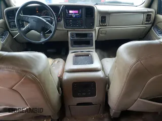 2004 GMC Yukon XL SLT with VIN 1GKEC16Z34J292613, listed as a Copart auction lot 54796584 with 237,445 mi miles and Salvage Title. Bid and sale history available at carsss.com. Image 8.