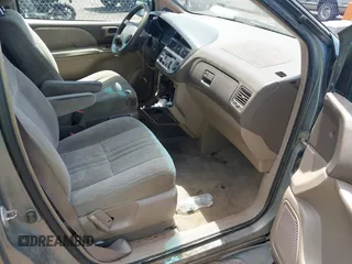 1998 Toyota Sienna LE z VIN 4T3ZF13C3WU040160, wystawiony jako IAAI lot #42457548 z przebiegiem 226 516 mil mil oraz . Historia ofert i sprzedaży dostępna na DreamBid. Obrazek 5.
