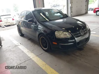 2010 Volkswagen Jetta SE with VIN 3VWRZ7AJ1AM158601, listed as a IAAI auction lot 42272753 with 99,600 mi miles and . Bid and sale history available at DreamBid. Image 1.