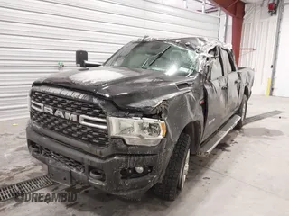 2022 Ram 2500 Big Horn with VIN 3C6UR5DJ8NG145207, listed as a IAAI auction lot 41512026 with 73,951 mi miles. Bid and sale history available at carsss.com. Image 2.