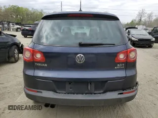 2011 Volkswagen Tiguan SE with VIN WVGBV7AX8BW523969, listed as a Copart auction lot 52463575 with 142,209 mi miles and Clean Title. Bid and sale history available at DreamBid. Image 6.