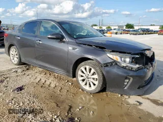 2018 Kia Optima S with VIN 5XXGT4L34JG208532, listed as a Copart auction lot 58632625 with 141,799 mi miles and Salvage title. Bid and sale history available at DreamBid. Image 4.