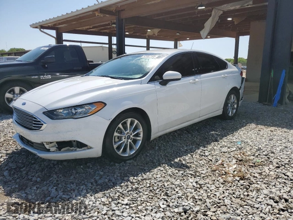 2017 Ford Fusion SE with VIN 3FA6P0H74HR391808, listed as a Copart auction lot 52087195 with 257,955 mi miles and Salvage title. Bid and sale history available at DreamBid. Image 1.