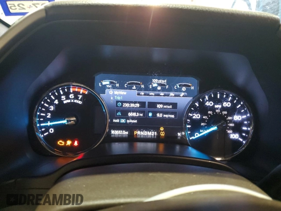 2020 Ford F-250 XL z VIN 1FT7W2B67LED21292, wystawiony jako Copart lot #54233345 z przebiegiem 163 632 mil mil oraz Szkoda całkowita • Salvage title. Historia ofert i sprzedaży dostępna na DreamBid. Obrazek 9.