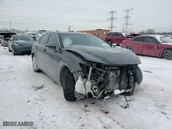2013 Lexus ES 300h Hybrid with VIN JTHBW1GGXD2015405, listed as a Copart auction lot 45164895 with 0 mi miles and Salvage Title. Bid and sale history available at carsss.com. Image 11.